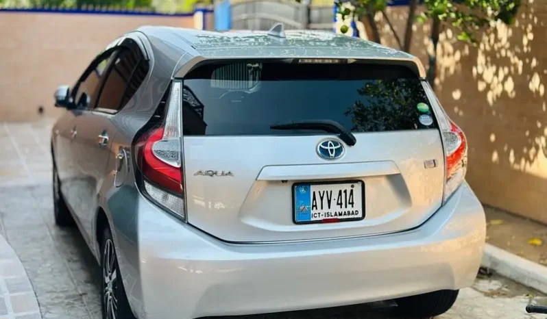 Toyota Aqua 2018 full