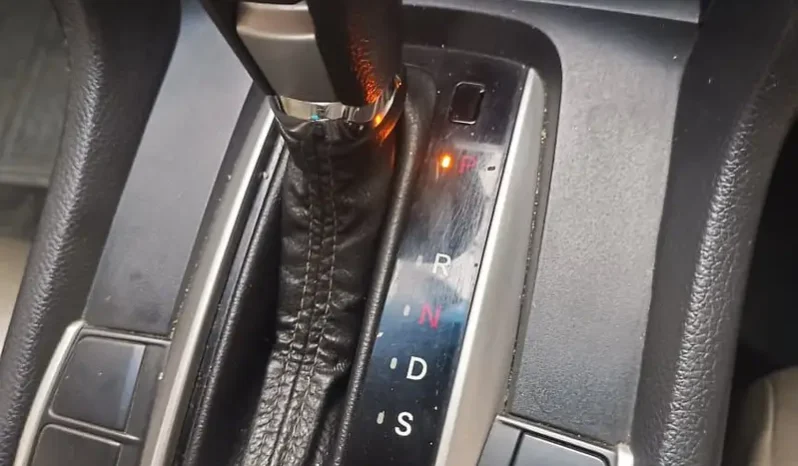 Honda Civic Oriel 2018 full