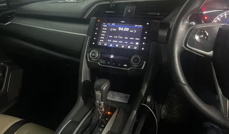 Honda Civic Oriel 2018 full