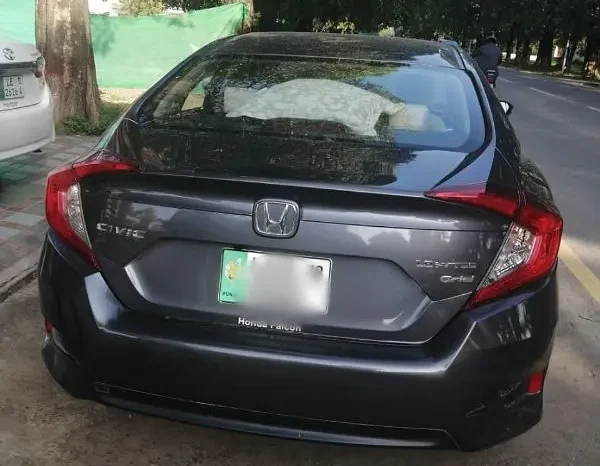Honda Civic Oriel 2018 full