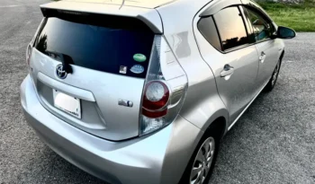 Toyota Aqua G 2013 full