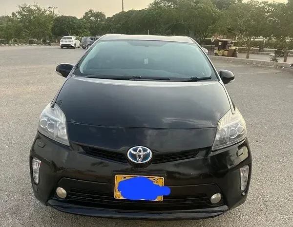 Toyota Prius 2012 full