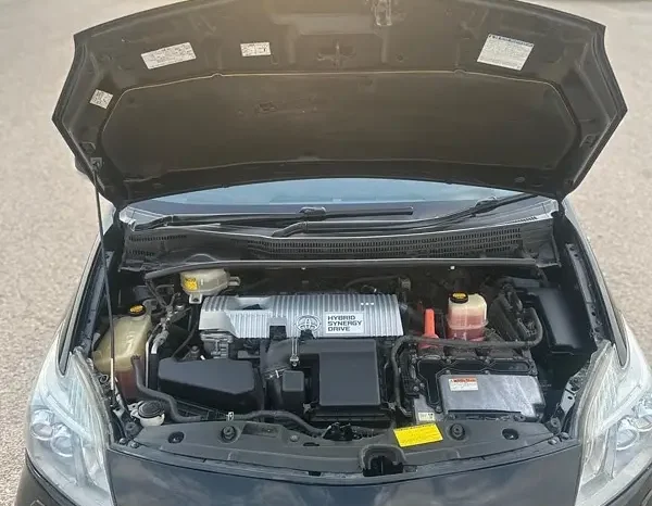 Toyota Prius 2012 full