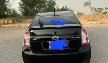 Toyota Prius 2012 full