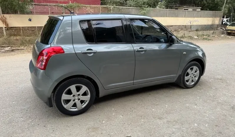 Suzuki Swift 1.3 DLX 2014 full