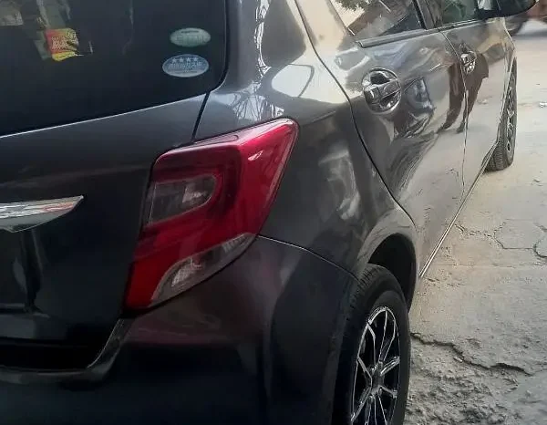 Toyota Vitz 2015 full