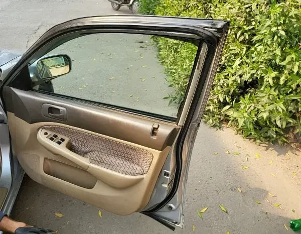 Honda Civic EXi 2004 full