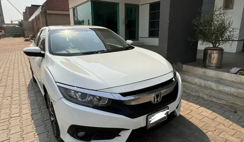 Honda Civic Oriel 1.8 i Model 2017/18 full