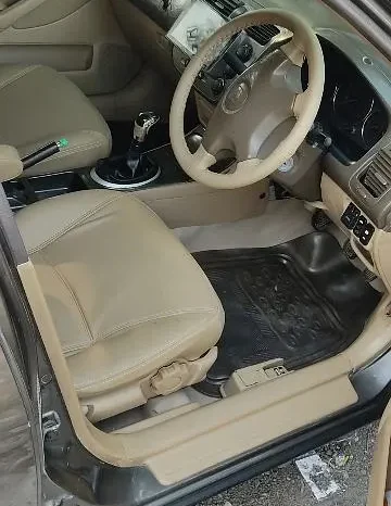 Honda Civic VTi Oriel Prosmatec 2005 full